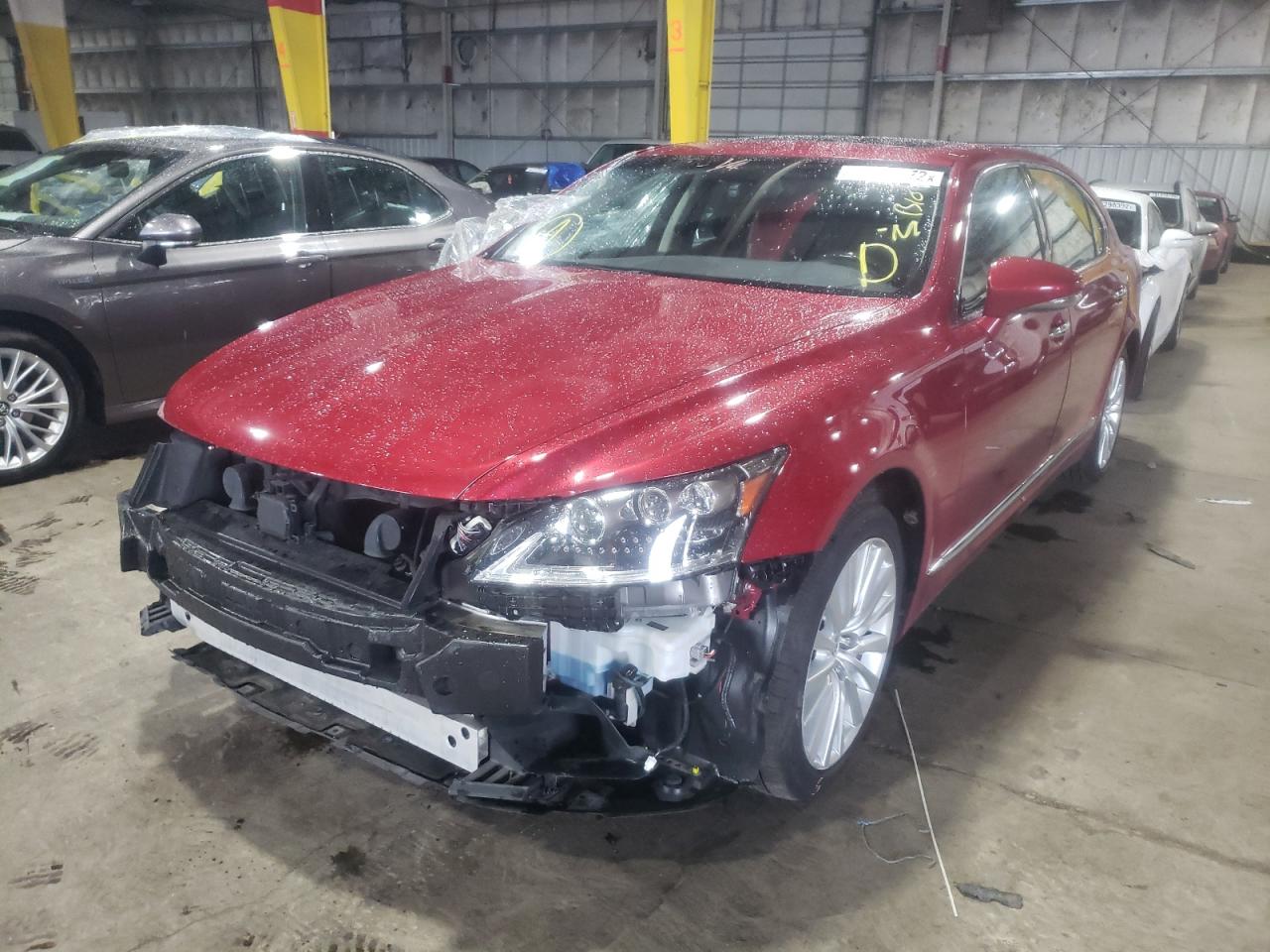 Photo 2 from auction – 2017 LEXUS LS 460L with VIN JTHDL1EF5H5008085