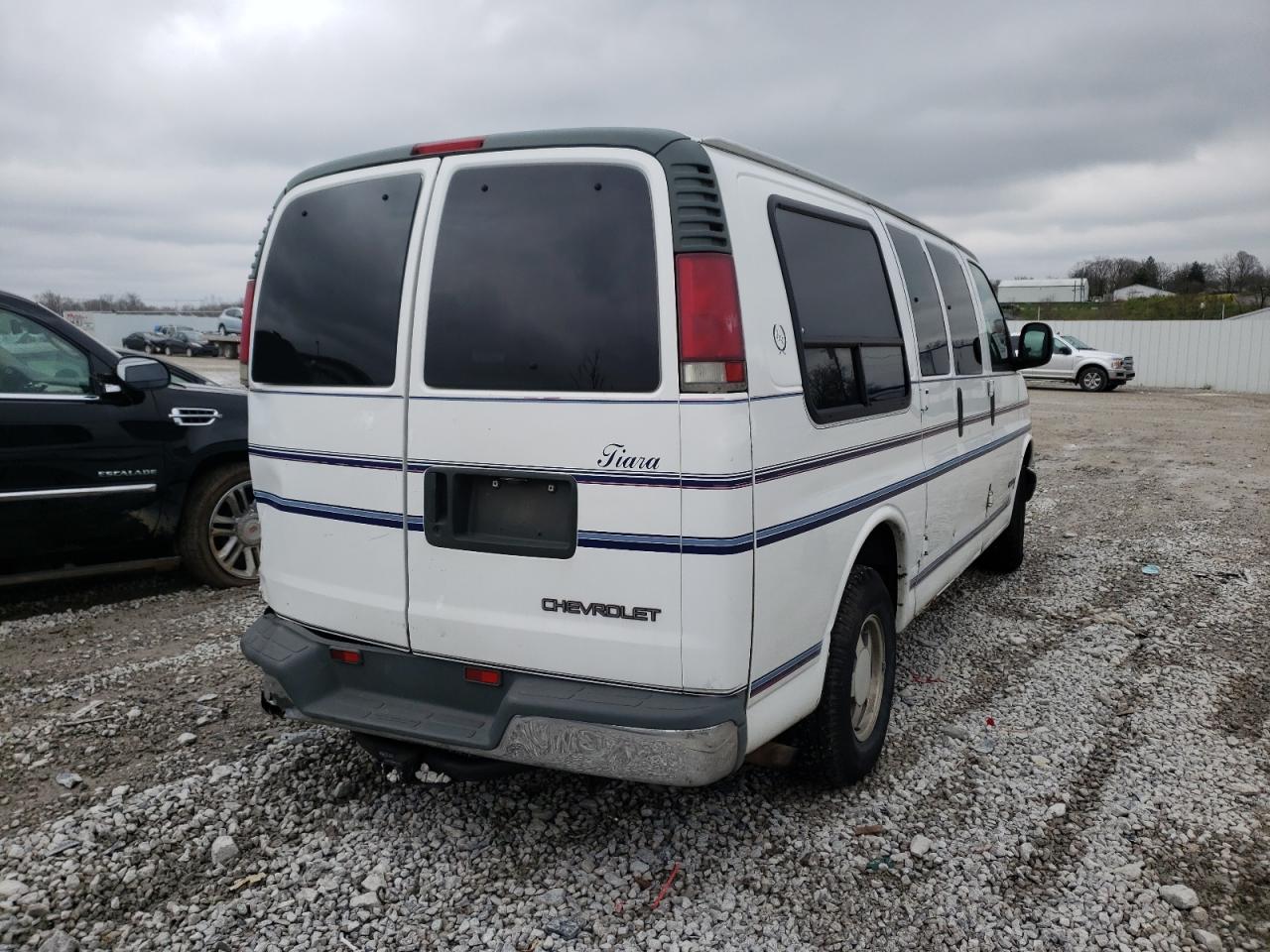 Photo 4 from auction – 1996 CHEVROLET G10 with VIN 1GBFG15M4T1044559