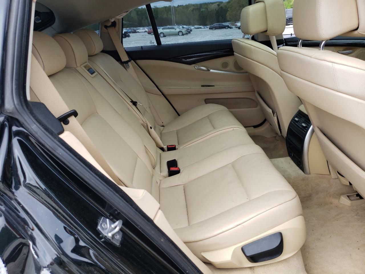 Photo 6 from auction – 2011 BMW 535 XIGT with VIN WBASP2C57BC337514