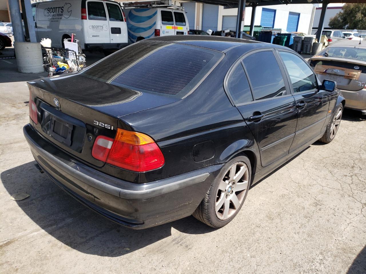 Photo 4 from auction – 2001 BMW 325 I with VIN WBAAV33471FU76764