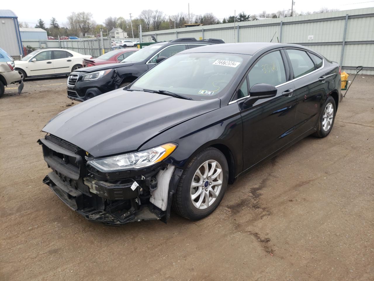 Photo 2 from auction – 2017 FORD FUSION S with VIN 3FA6P0G77HR161570