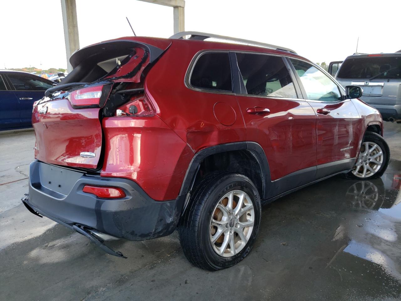 Photo 4 from auction – 2015 JEEP CHEROKEE L with VIN 1C4PJMCS0FW600491