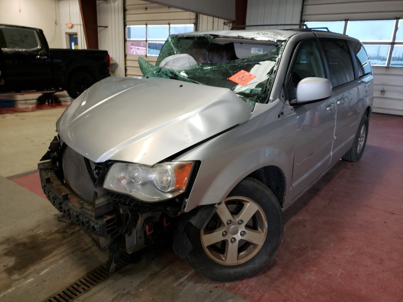 Foto 2 de la subasta – 2012 DODGE GRAND CARA con VIN 2C4RDGCG6CR295337