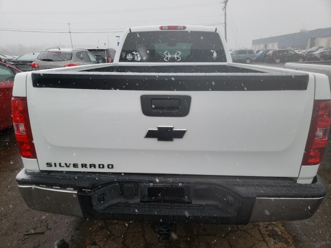 Photo 6 from auction – 2009 CHEVROLET 1500 SILVE with VIN 1GCEC19019E112246