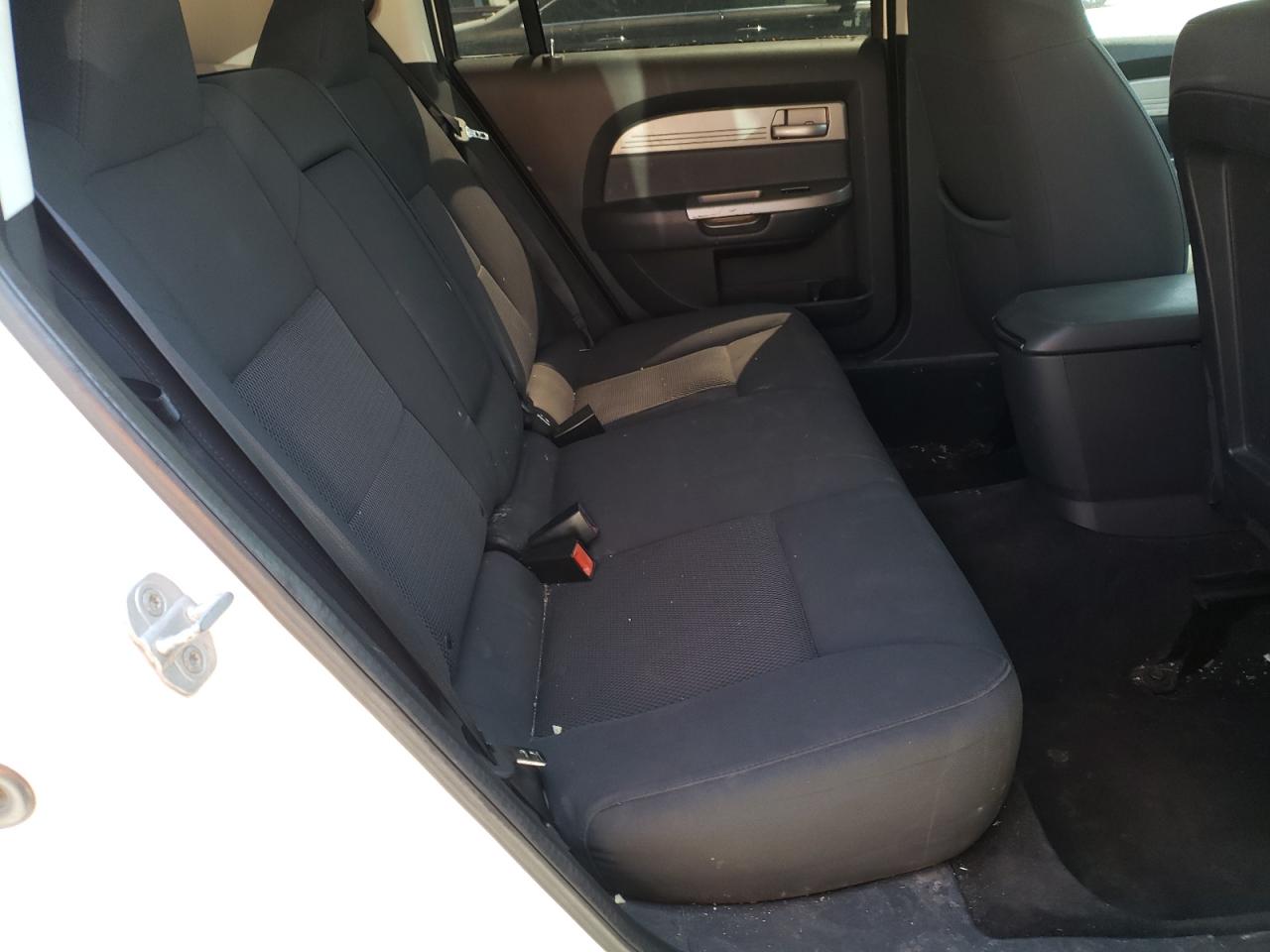 Photo 6 from auction – 2010 CHRYSLER SEBRING TO with VIN 1C3CC4FB4AN228399