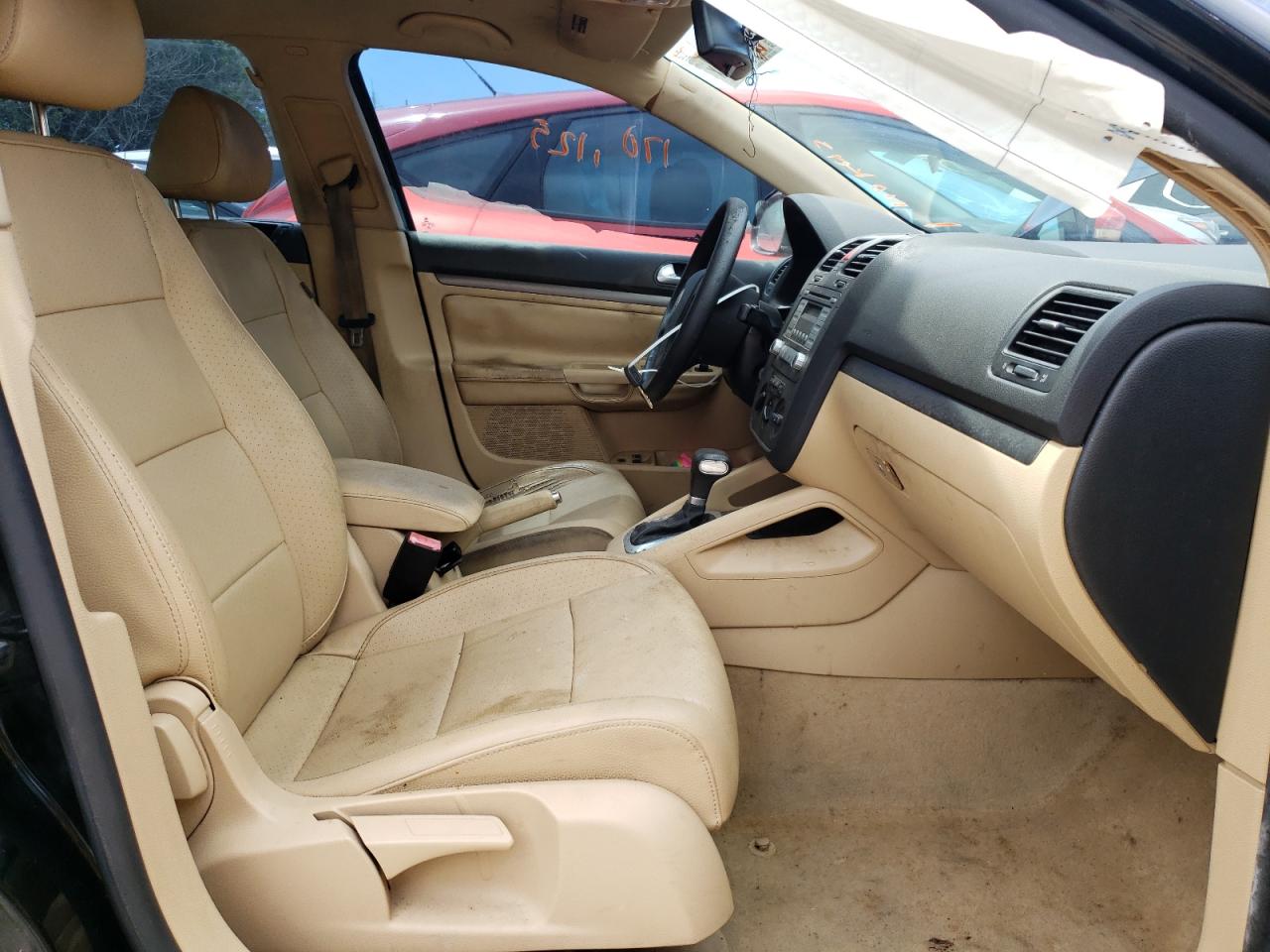 Photo 5 from auction – 2007 VOLKSWAGEN JETTA WOLF with VIN 3VWEF71K07M183241