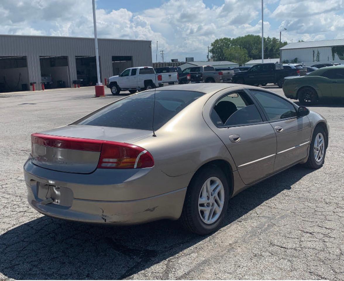 Photo 4 from auction – 2001 DODGE INTREPID S with VIN 2B3HD46R11H695267
