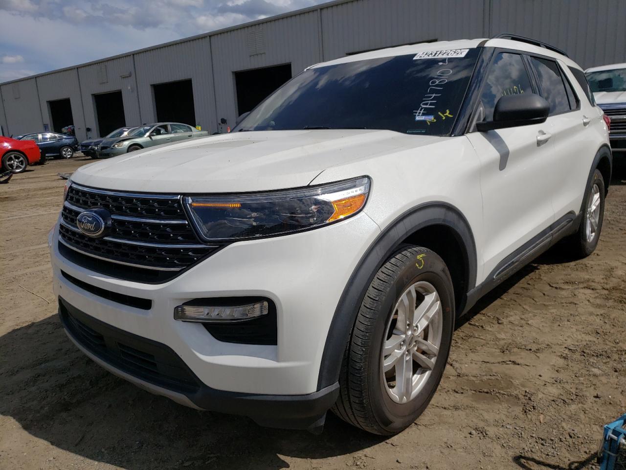 Photo 2 from auction – 2020 FORD EXPLORER X with VIN 1FMSK7DH0LGA47810