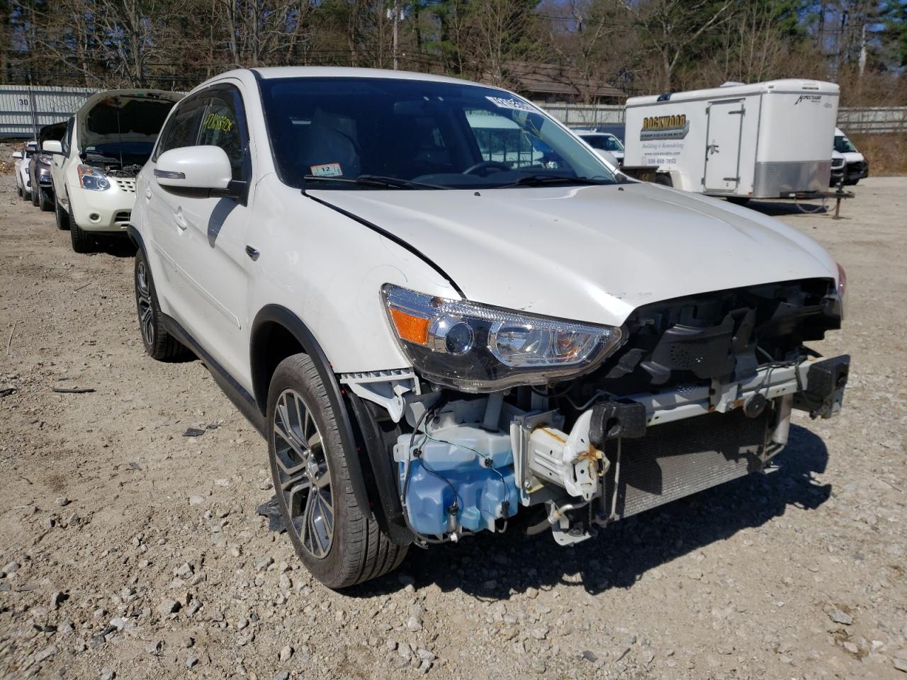 MITSUBISHI OUTLANDER 2016 with VIN JA4AR3AUXGZ024061 - Photo from auction