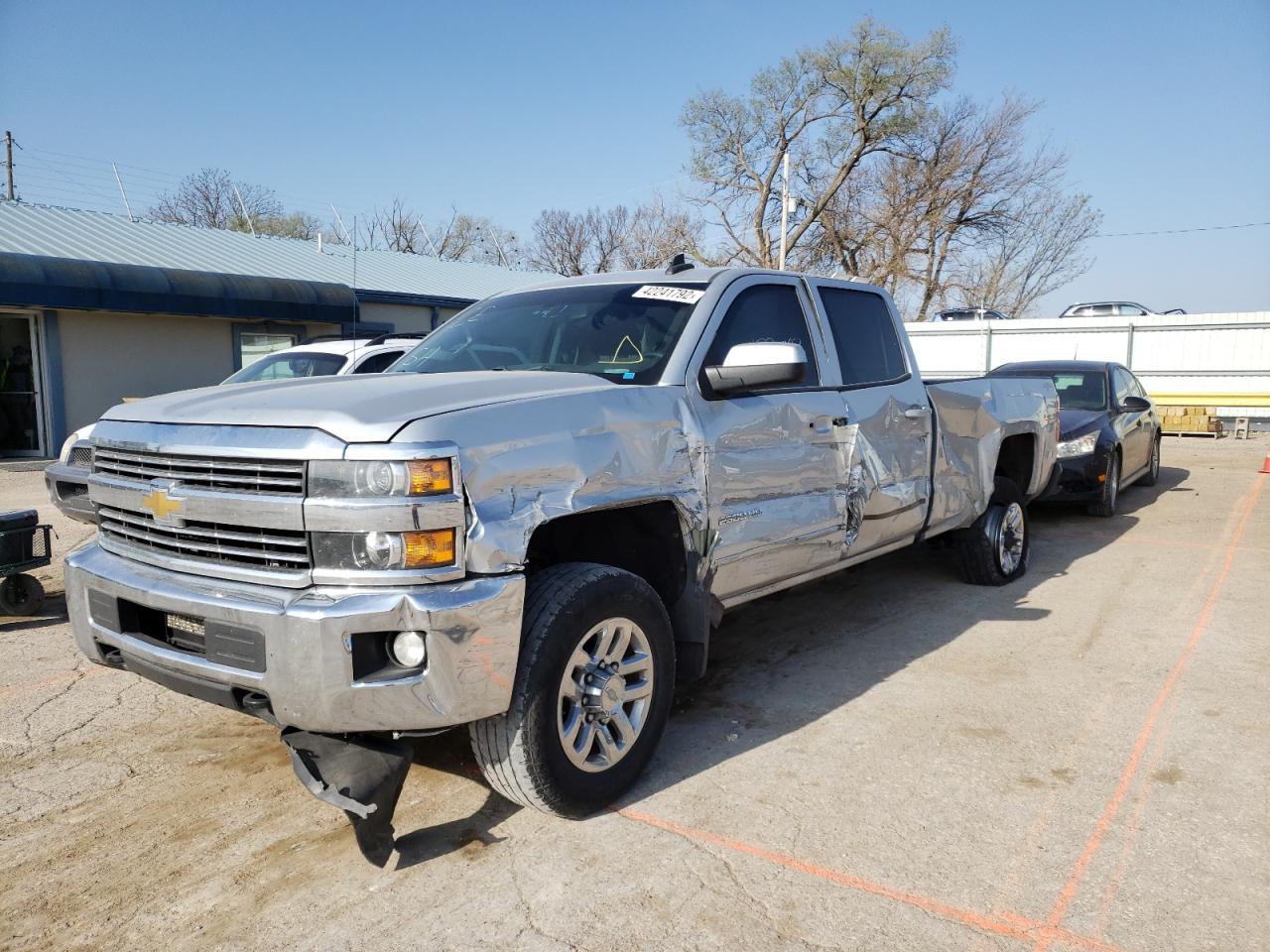 Photo 12 from auction – 2015 CHEVROLET SILVERADO with VIN 1GB1KVEG4FF542195
