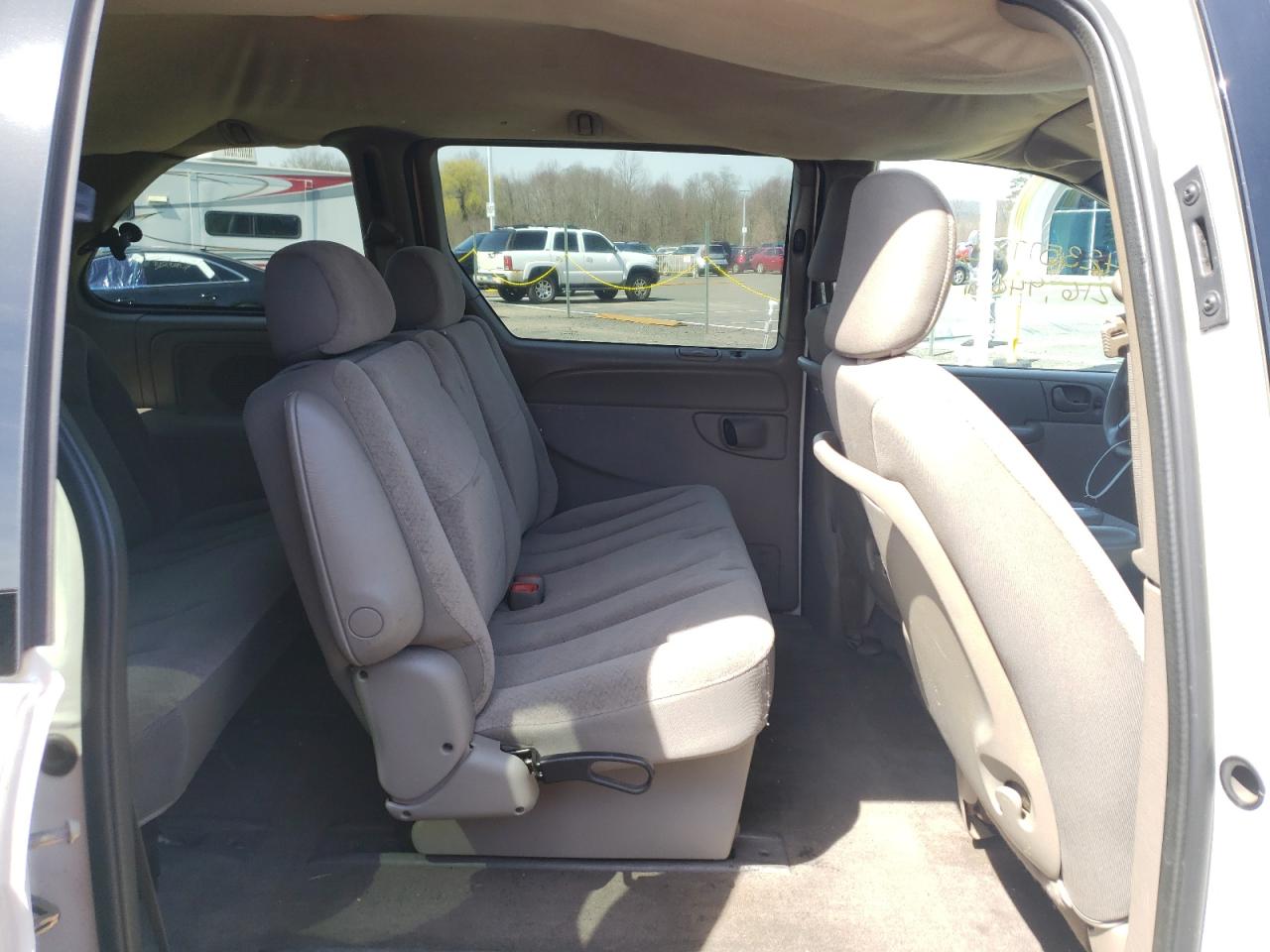 Photo 6 from auction – 2003 DODGE CARAVAN SE with VIN 1D4GP25313B294268