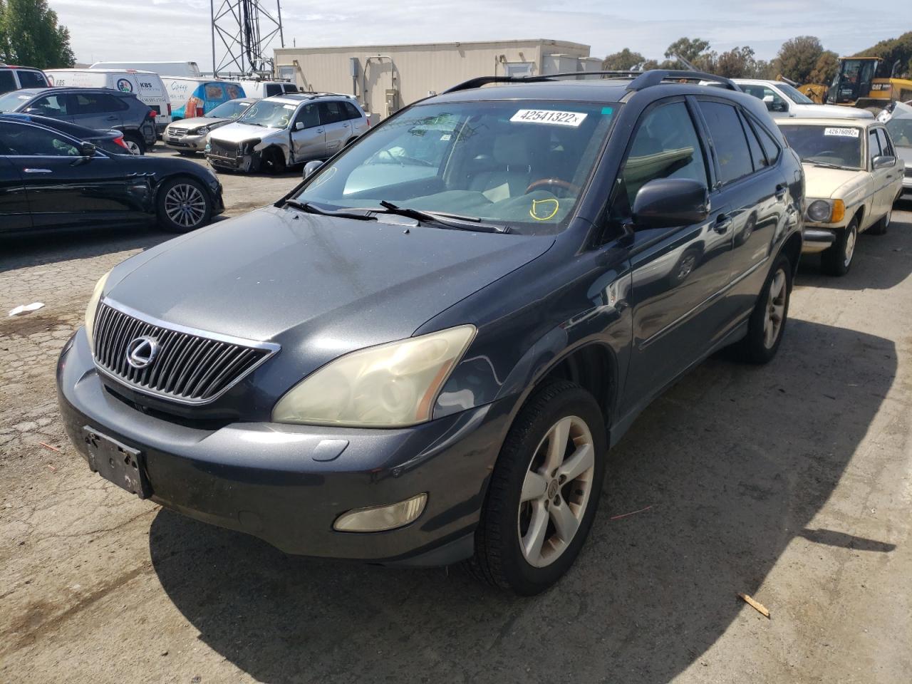 Photo 2 from auction – 2004 LEXUS RX 330 with VIN JTJHA31UX40026790