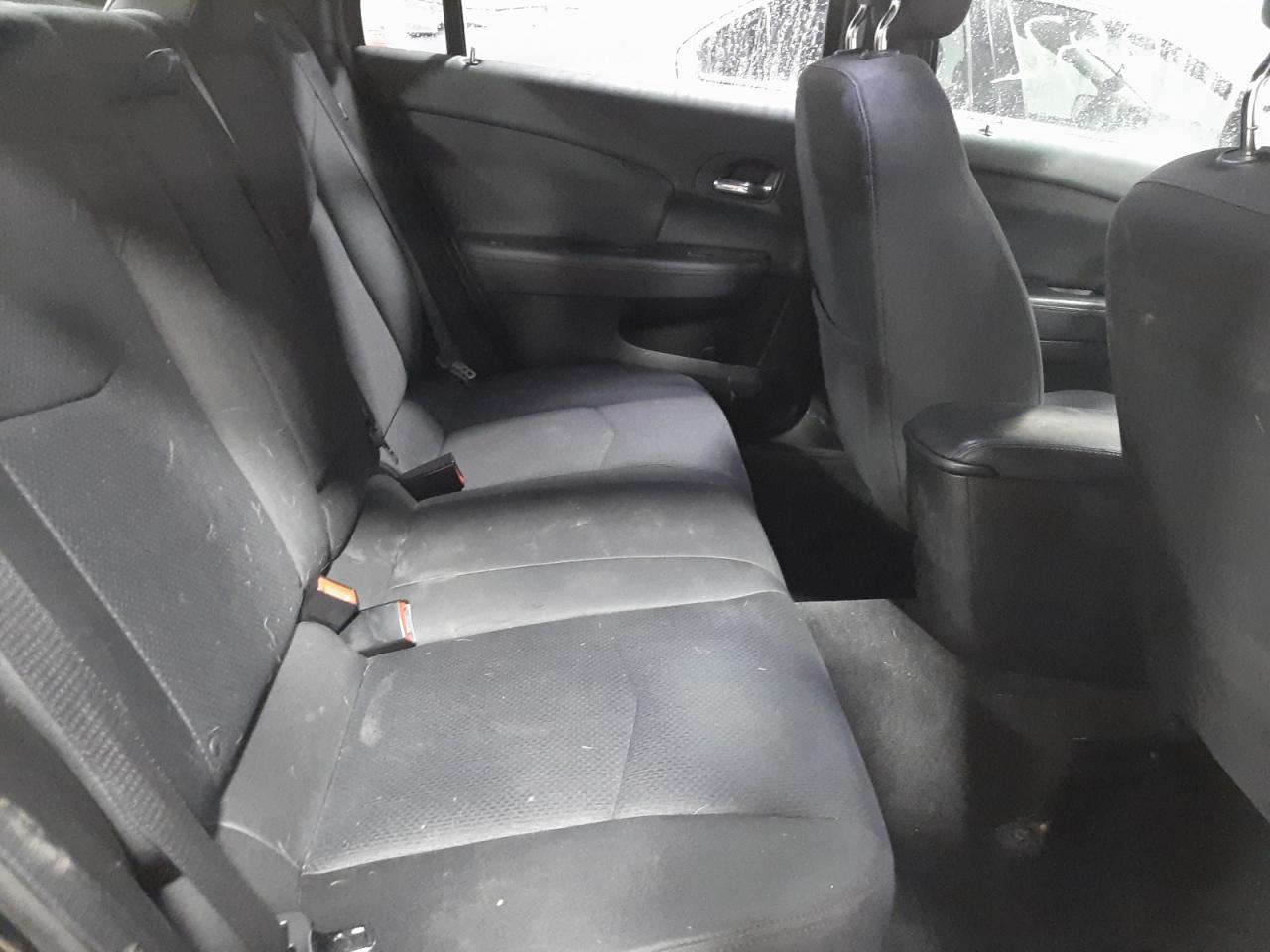 Photo 6 from auction – 2013 CHRYSLER 200 TOURIN with VIN 1C3CCBBB9DN573698