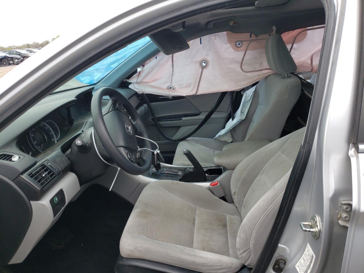 Photo 5 from auction – 2013 HONDA ACCORD EX with VIN 1HGCR2F70DA008944