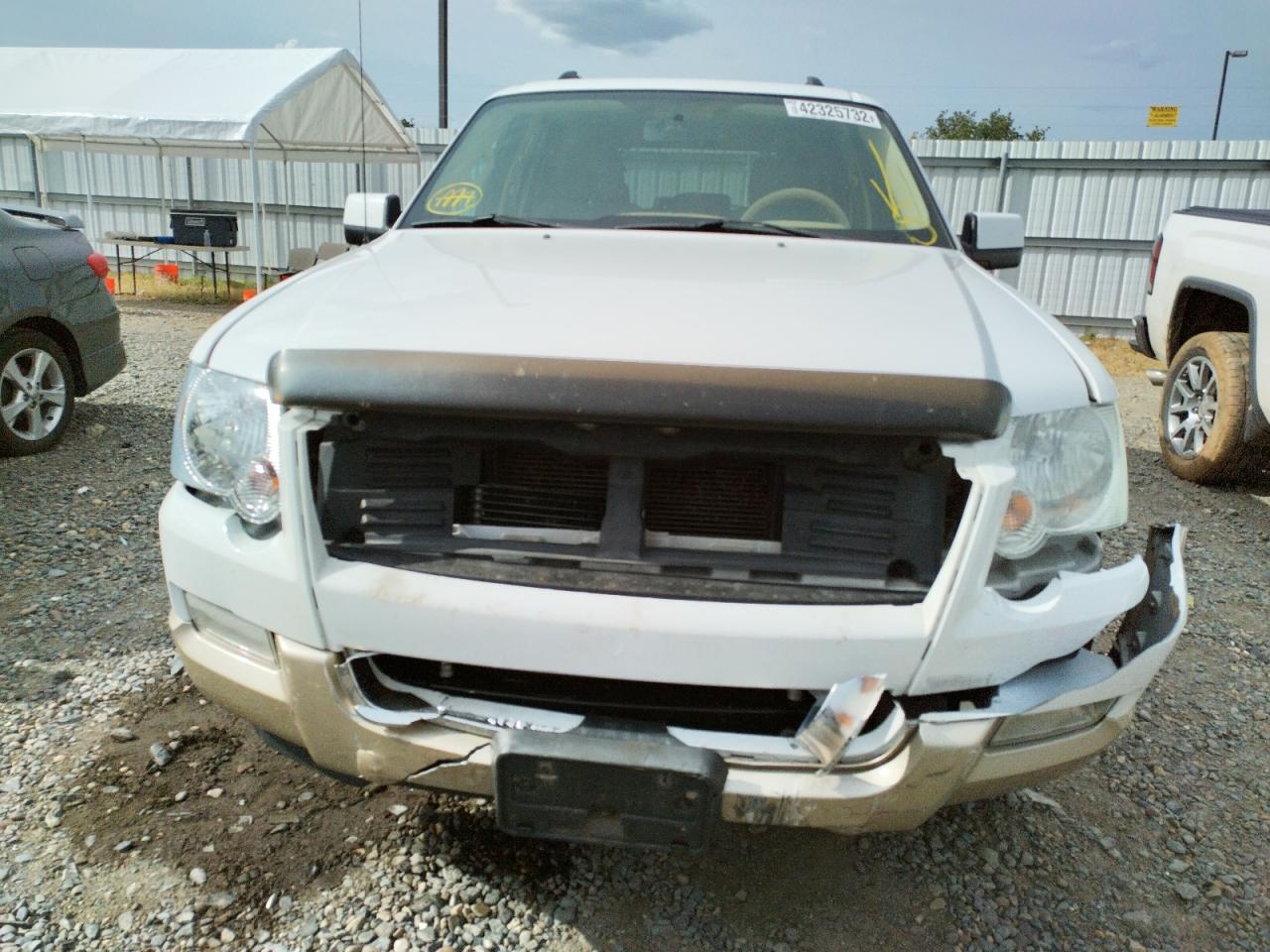Photo 9 from auction – 2006 FORD EXPLORER E with VIN 1FMEU74836ZA21959