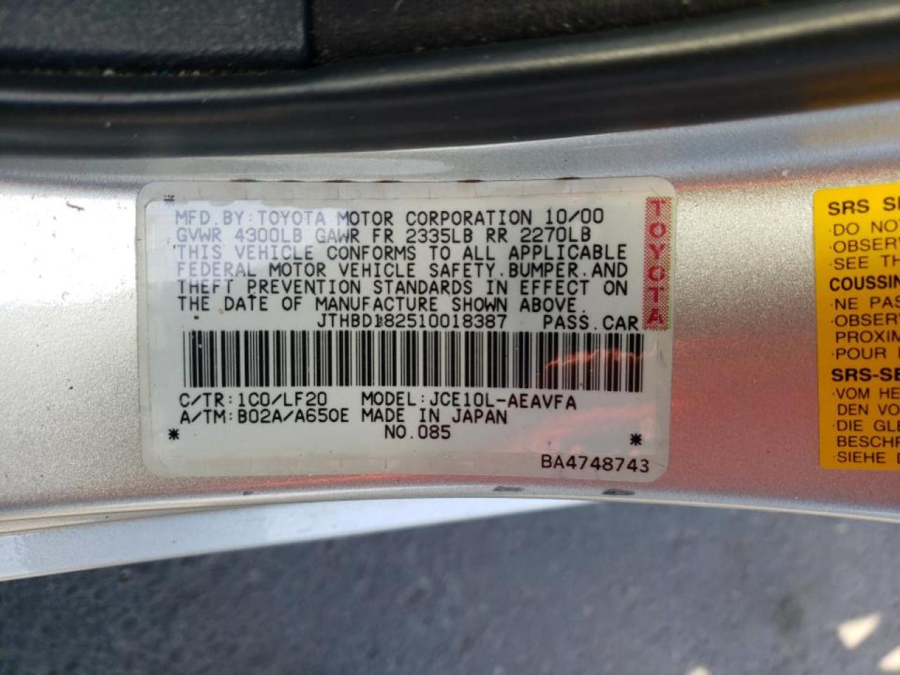 Photo 10 from auction – 2001 LEXUS IS 300 with VIN JTHBD182510018387