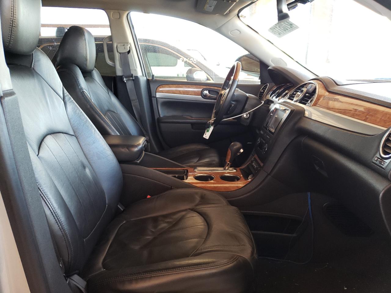 Photo 5 from auction – 2011 BUICK ENCLAVE CX with VIN 5GAKRBED5BJ190852