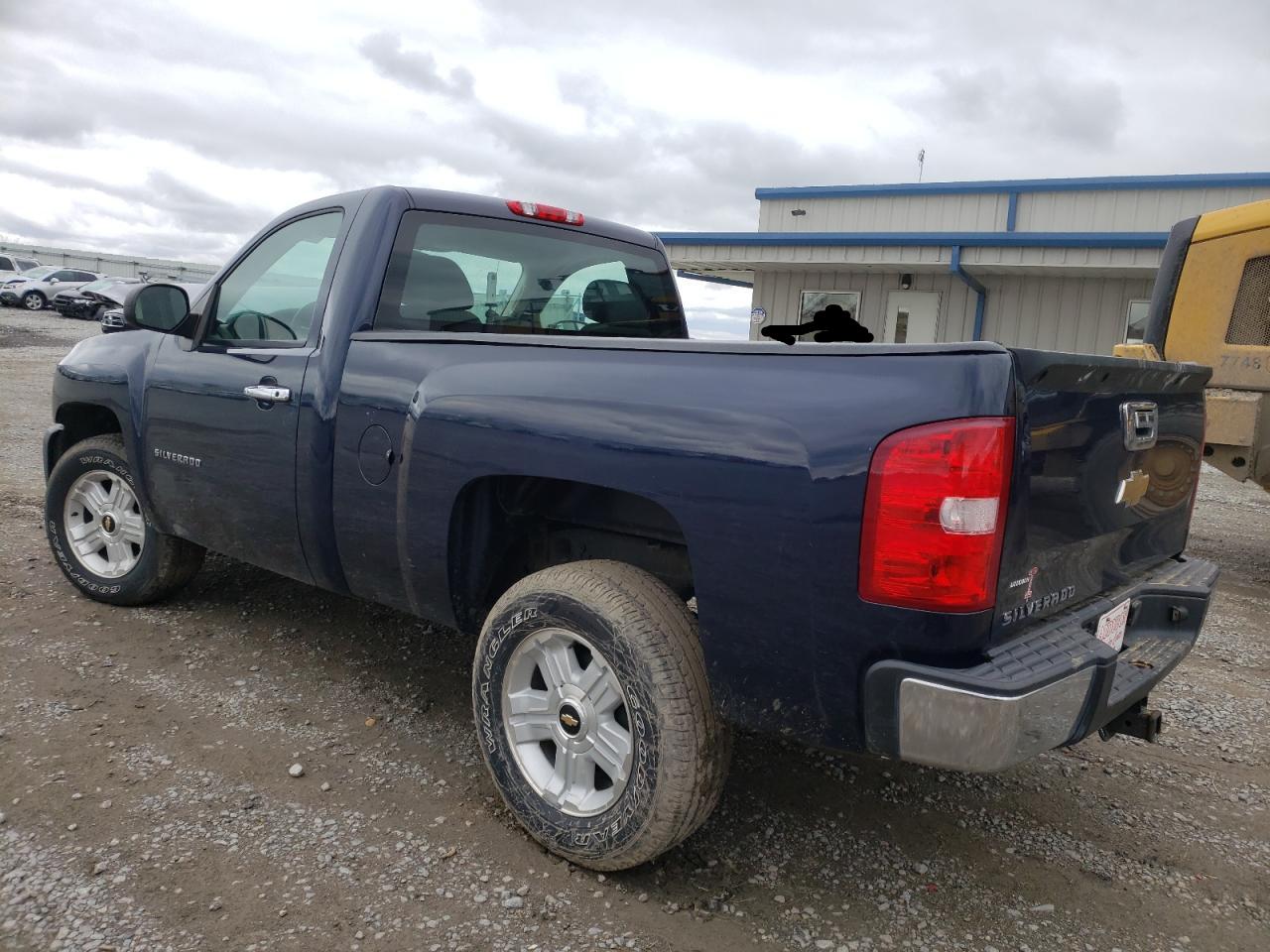 Photo 3 from auction – 2011 CHEVROLET SILVERADO with VIN 1GCNCPEX0BZ310112