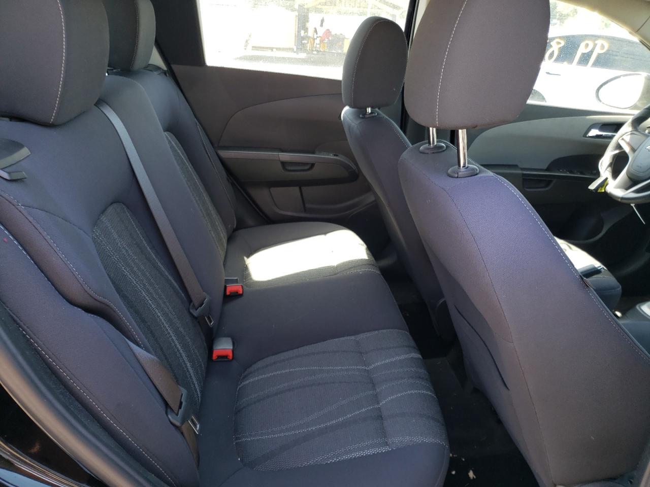 Photo 6 from auction – 2012 CHEVROLET SONIC LT with VIN 1G1JC6SB5C4221046
