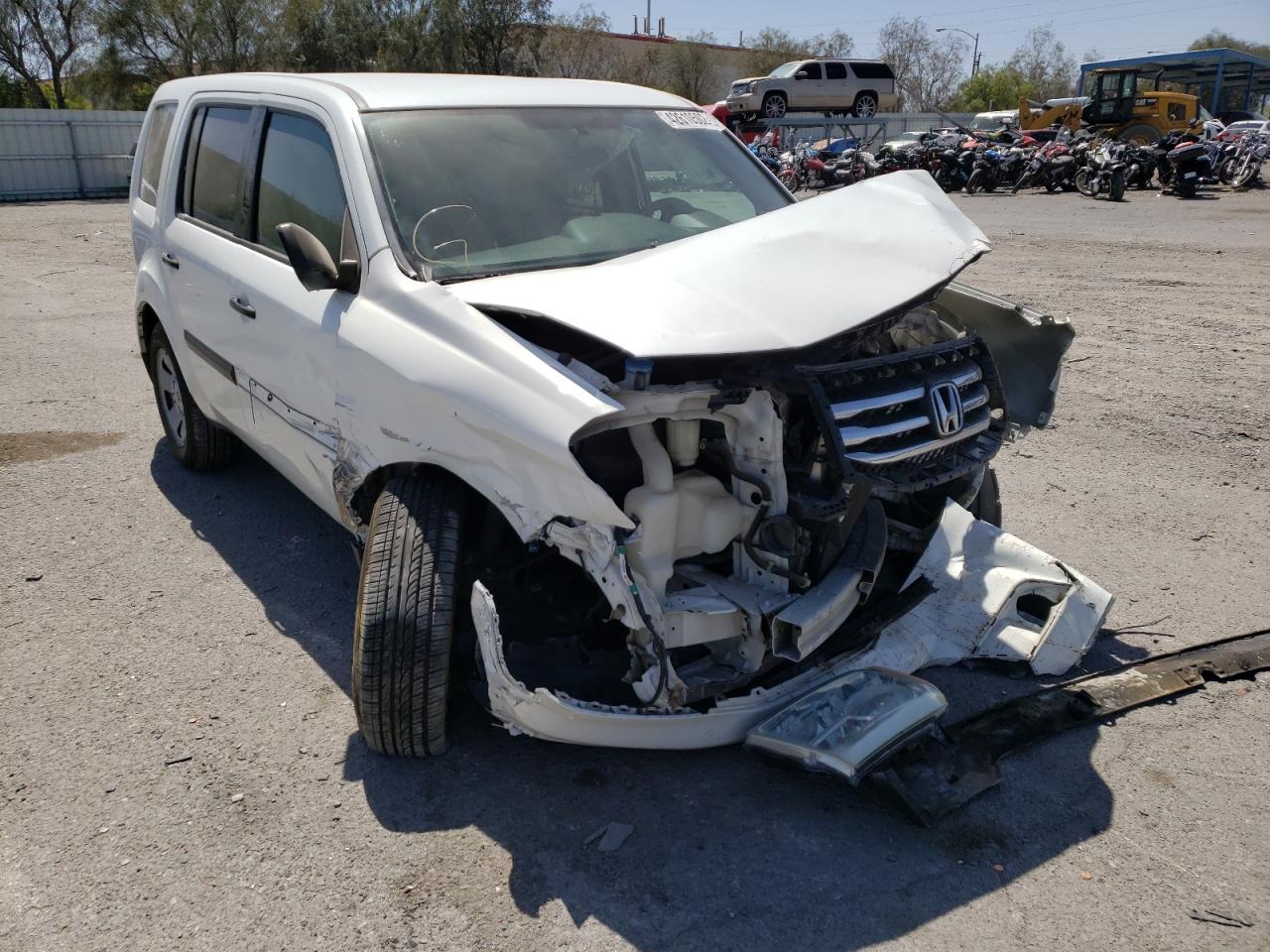 HONDA PILOT LX 2015 with VIN 5FNYF3H22FB013464 - Photo from auction
