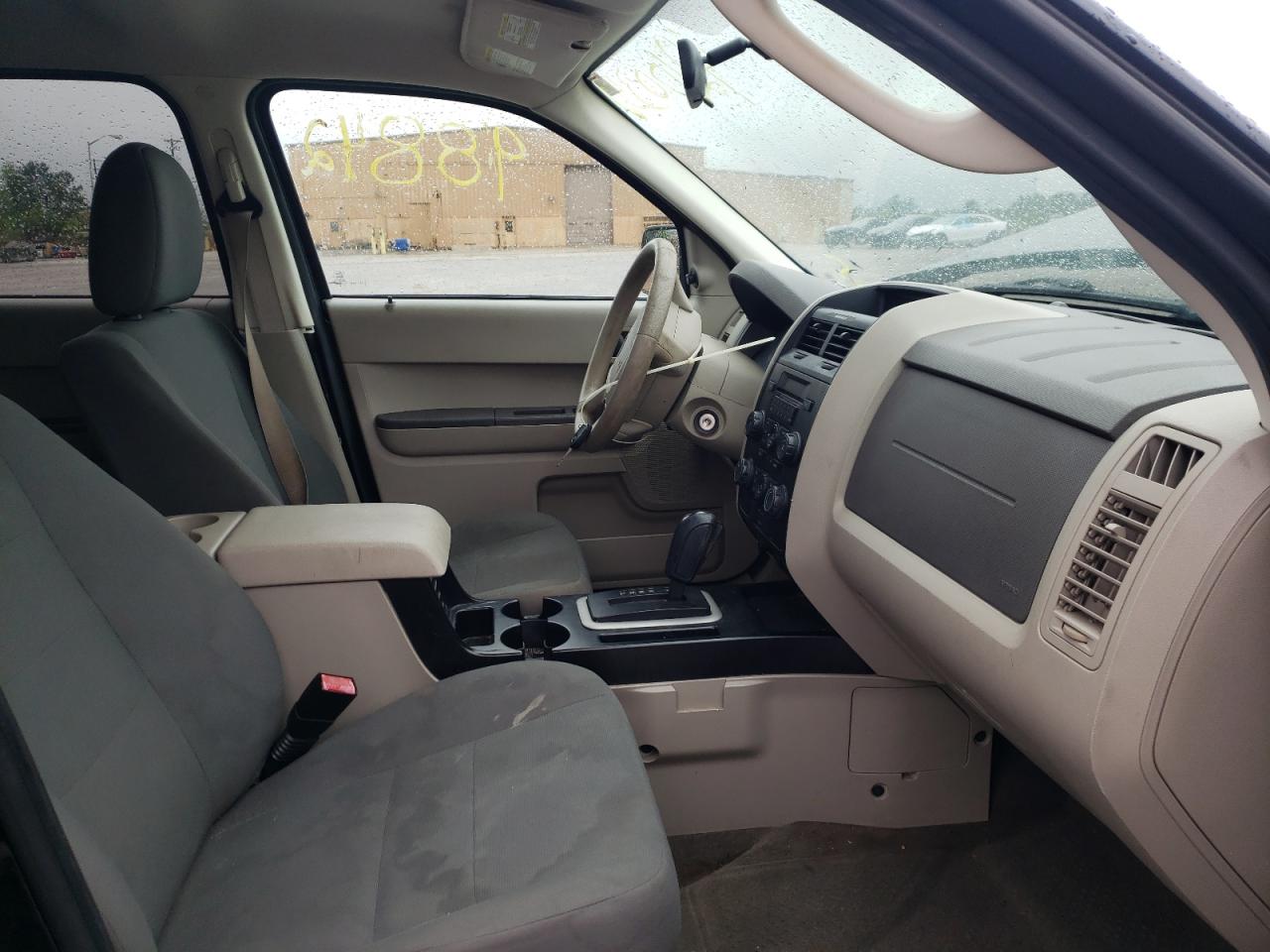 Photo 5 from auction – 2012 FORD ESCAPE XLS with VIN 1FMCU0C79CKC20025