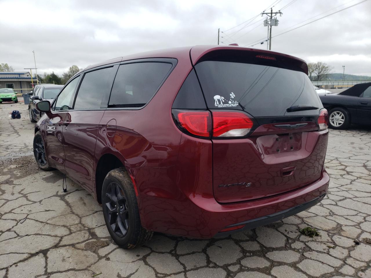 Photo 3 from auction – 2020 CHRYSLER PACIFICA T with VIN 2C4RC1FG3LR232272