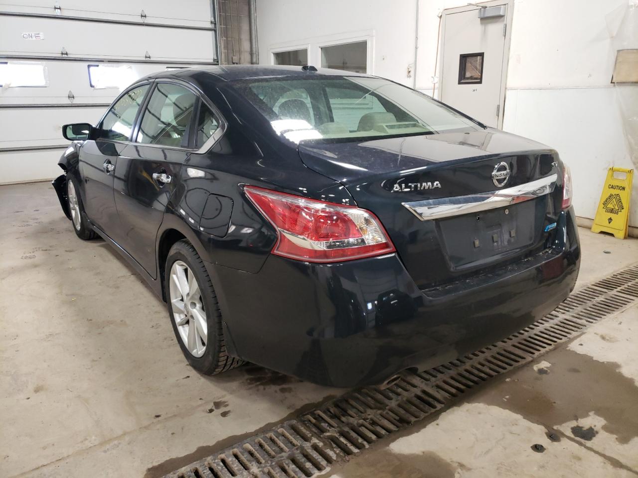 Photo 3 from auction – 2013 NISSAN ALTIMA 2.5 with VIN 1N4AL3AP8DN491330