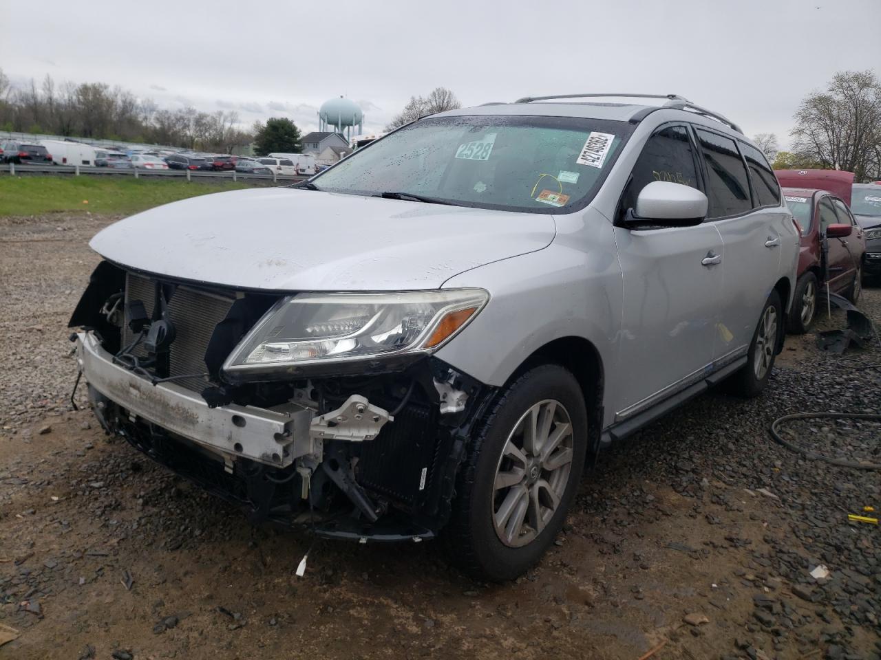 Photo 2 from auction – 2013 NISSAN PATHFINDER with VIN 5N1AR2MM1DC611710