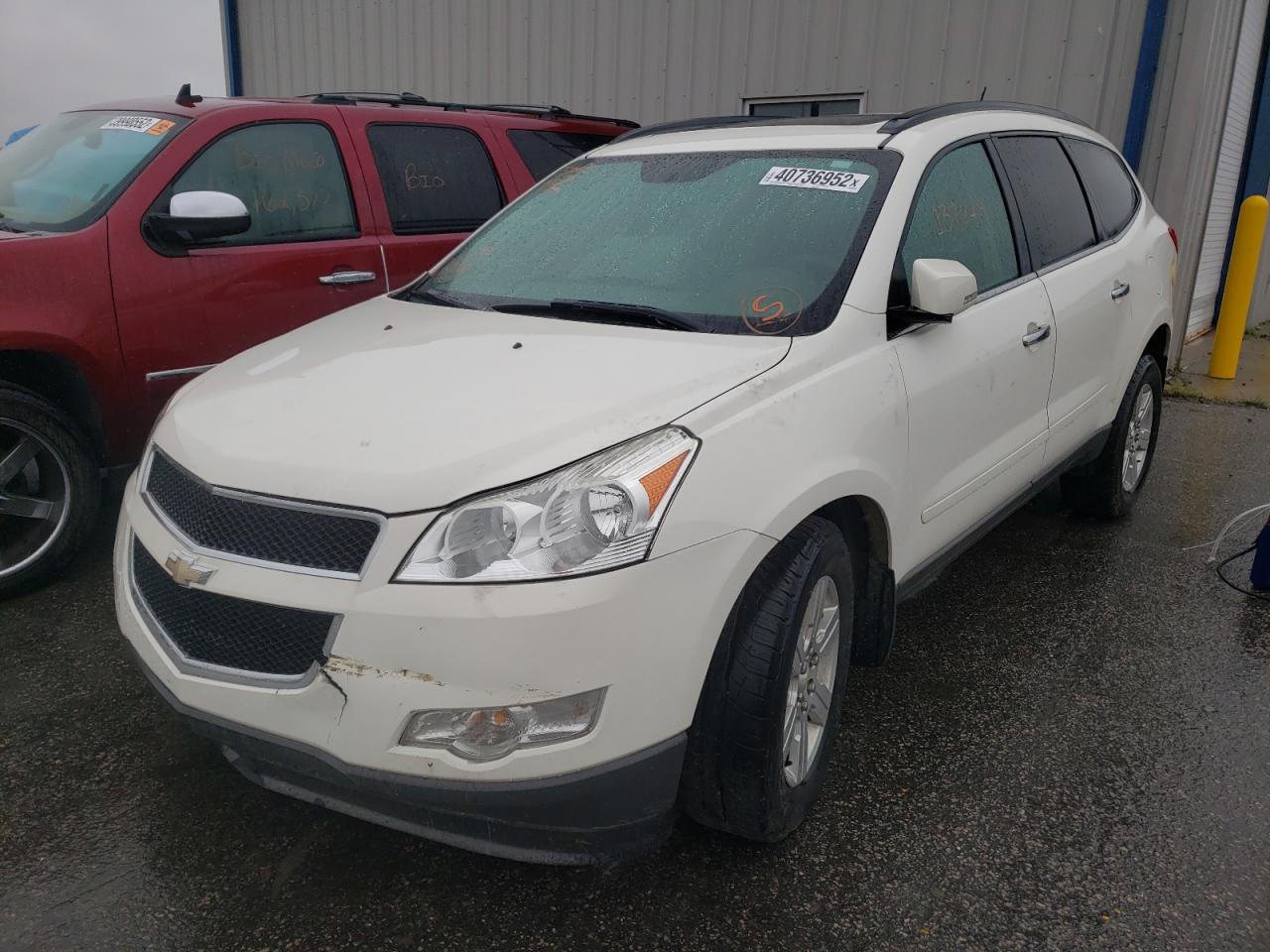 Photo 2 from auction – 2011 CHEVROLET TRAVERSE L with VIN 1GNKRJED6BJ406157