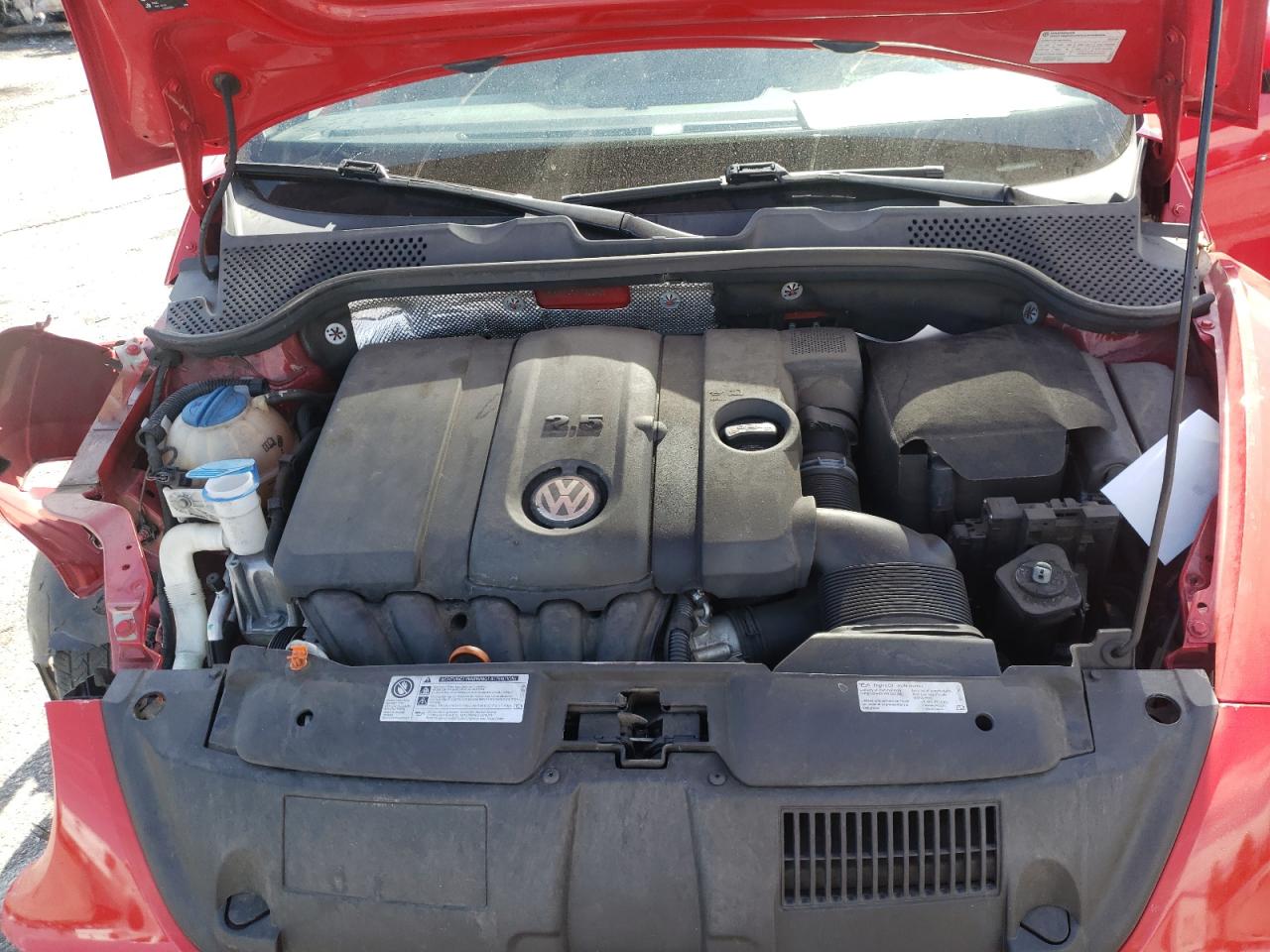 Photo 7 from auction – 2013 VOLKSWAGEN BEETLE with VIN 3VW5P7AT6DM820408