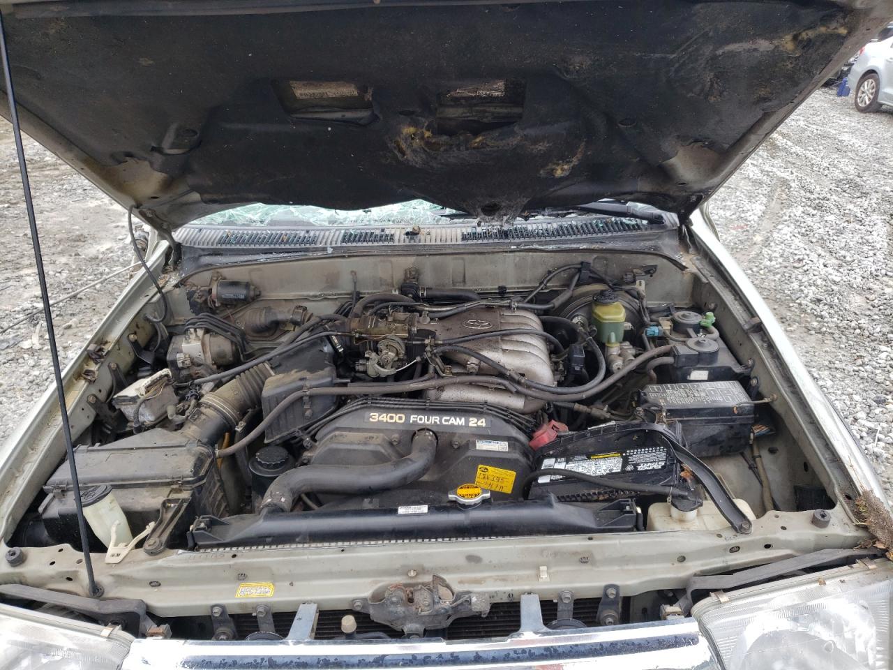 Photo 7 from auction – 2000 TOYOTA 4RUNNER SR with VIN JT3GN86R7Y0159747