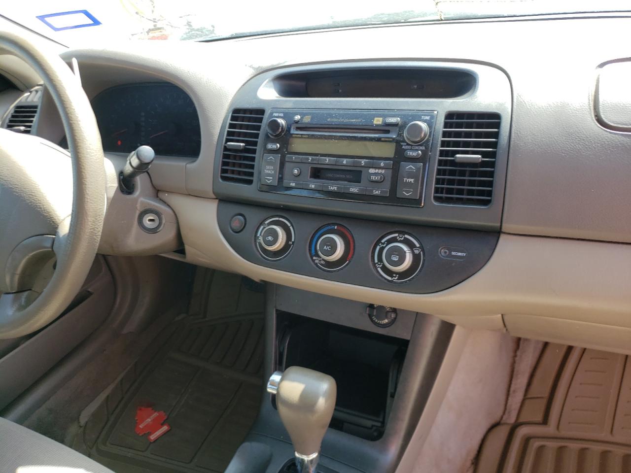 Photo 9 from auction – 2005 TOYOTA CAMRY LE with VIN 4T1BF32K25U093722