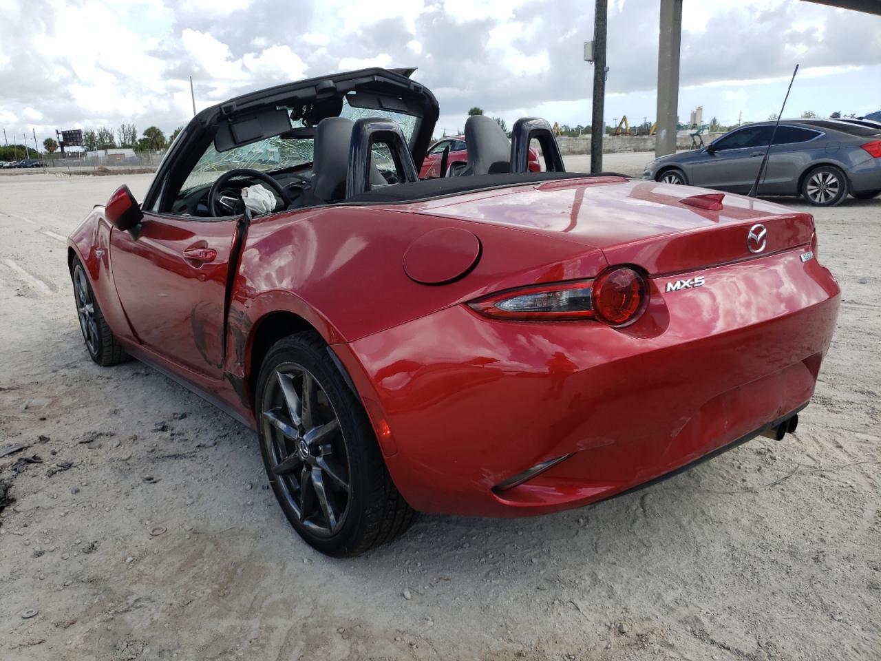 Photo 3 from auction – 2016 MAZDA MX-5 MIATA with VIN JM1NDAD78G0118489