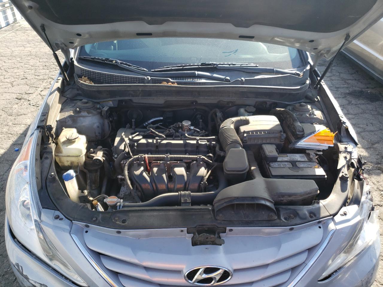 Photo 7 from auction – 2012 HYUNDAI SONATA GLS with VIN 5NPEB4AC4CH354322