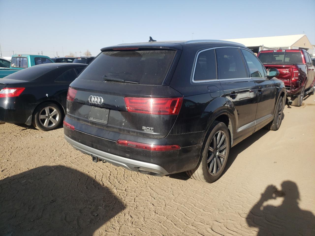 Photo 4 from auction – 2017 AUDI Q7 PRESTIG with VIN WA1VAAF76HD015646