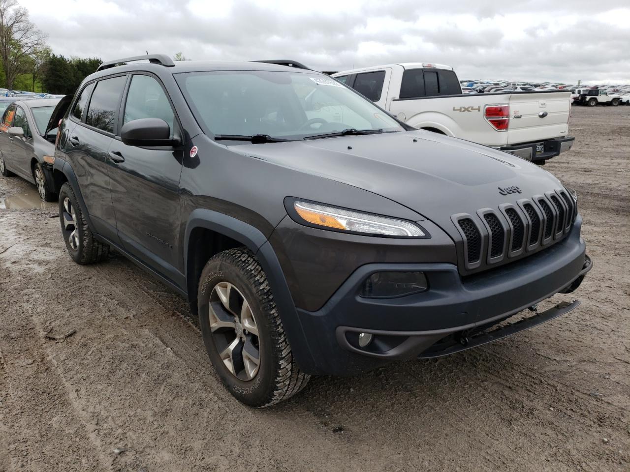 JEEP CHEROKEE T 2015 with VIN 1C4PJMBS5FW599114 - Photo from auction