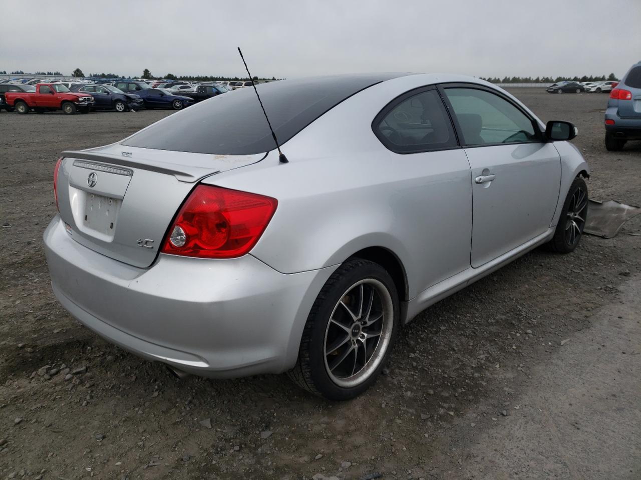 Photo 4 from auction – 2006 TOYOTA SCION TC with VIN JTKDE177260122629
