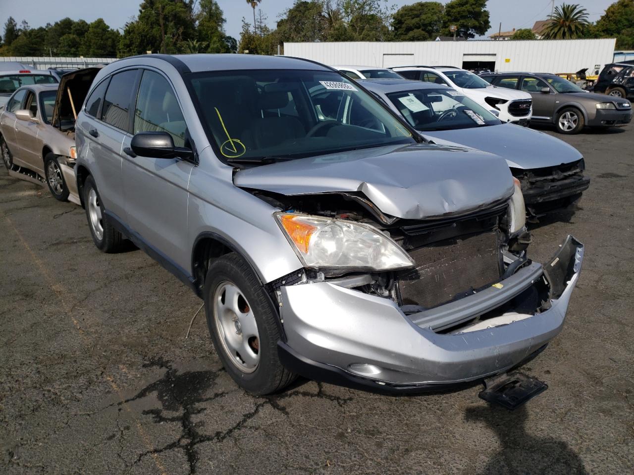HONDA CR-V LX 2011 with VIN JHLRE3H30BC014641 - Photo from auction