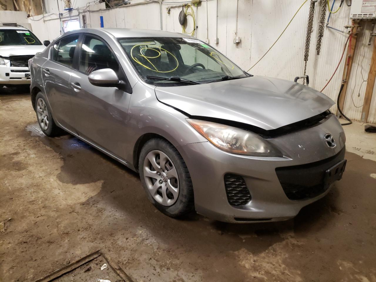 MAZDA 3 I 2012 with VIN JM1BL1UG4C1591669 - Photo from auction