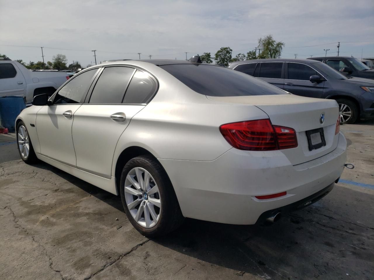 Photo 3 from auction – 2016 BMW 535 I with VIN WBA5B1C55GG552606