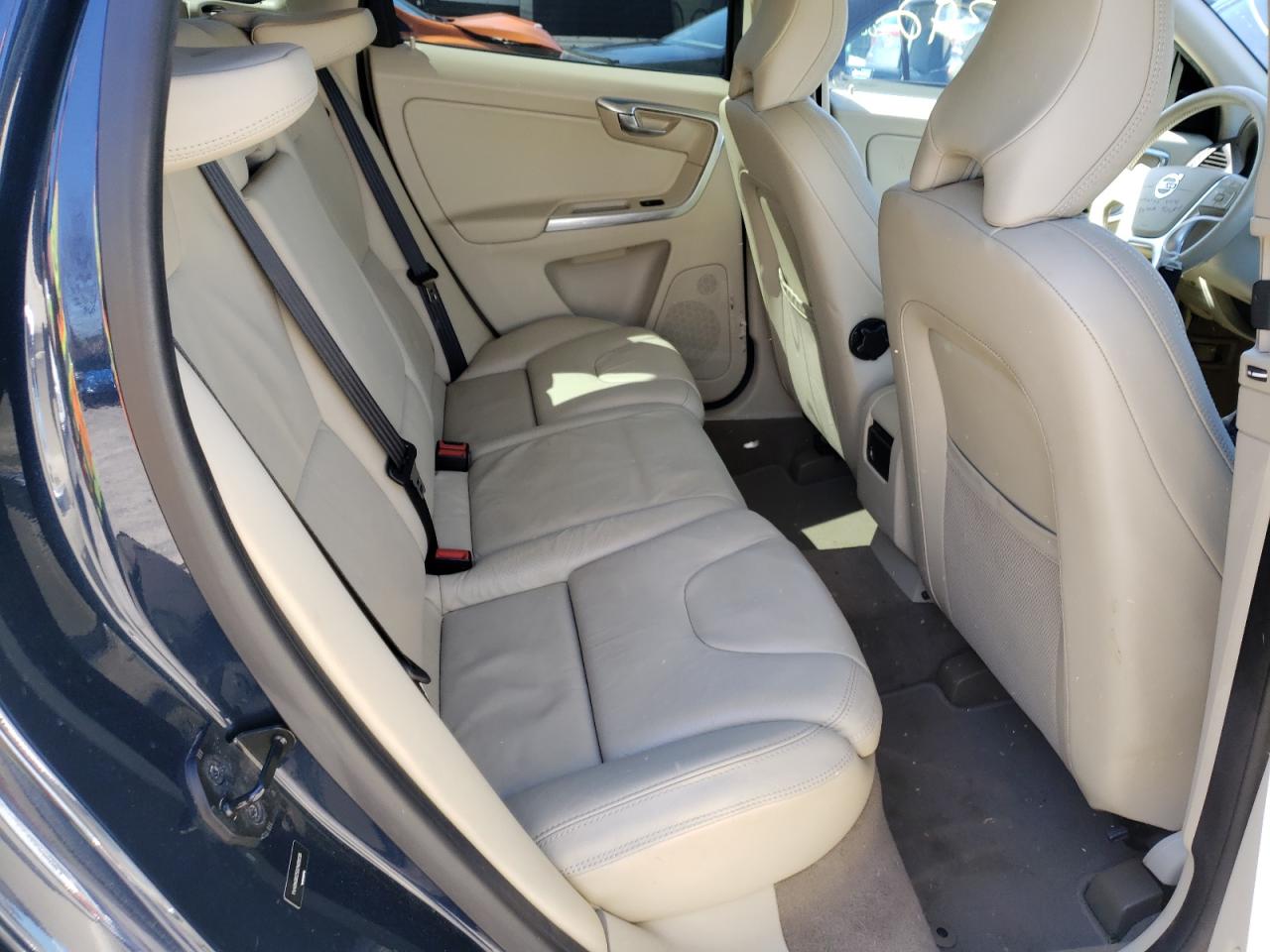Photo 6 from auction – 2013 VOLVO XC60 3.2 with VIN YV4940DZ5D2409235