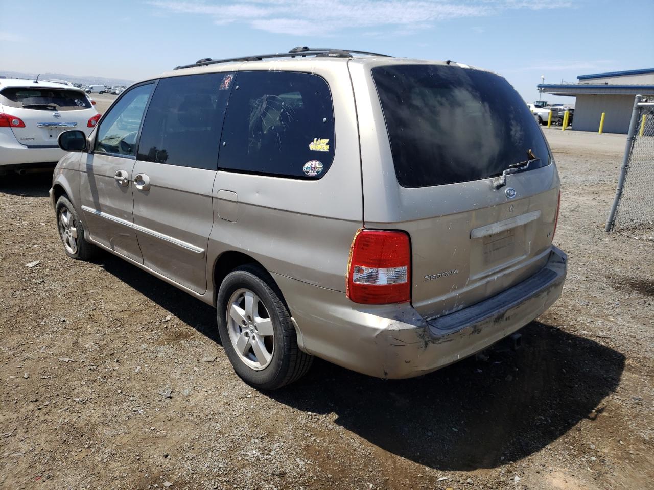 Photo 3 from auction – 2004 KIA SEDONA EX with VIN KNDUP131446532166