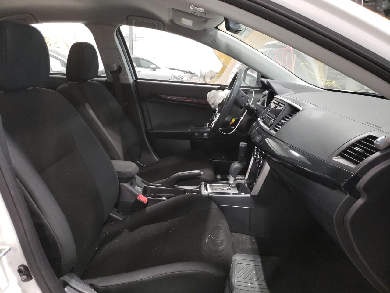 Photo 5 from auction – 2016 MITSUBISHI LANCER ES with VIN JA32V2FW0GU012085