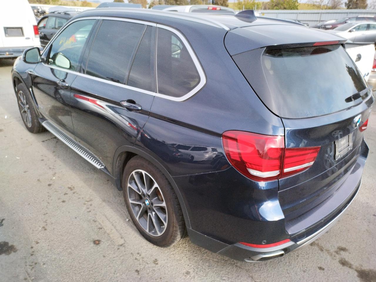Photo 3 from auction – 2018 BMW X5 XDRIVE3 with VIN 5UXKR0C56J0X96372