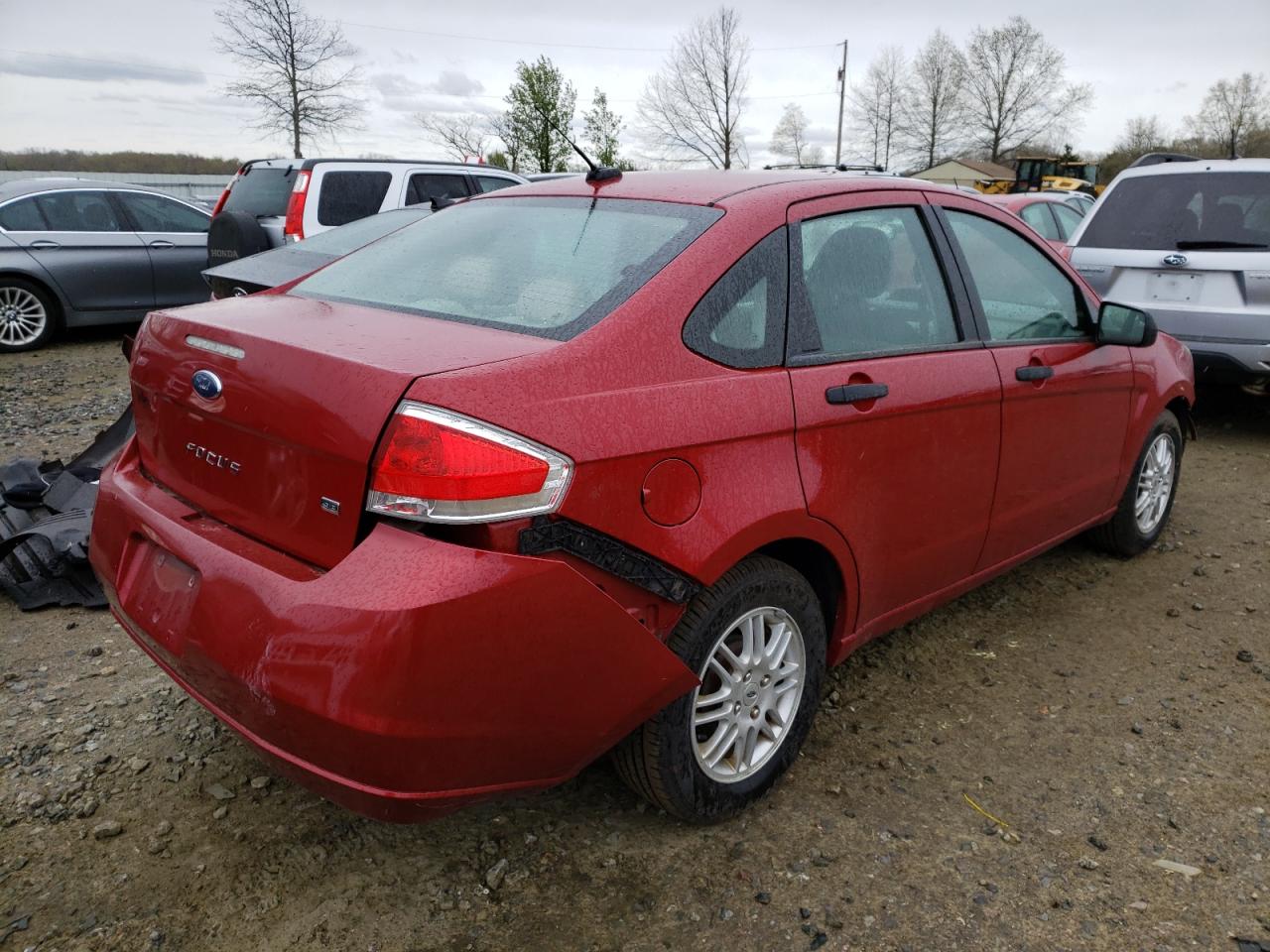 Photo 4 from auction – 2011 FORD FOCUS SE with VIN 1FAHP3FN9BW140038