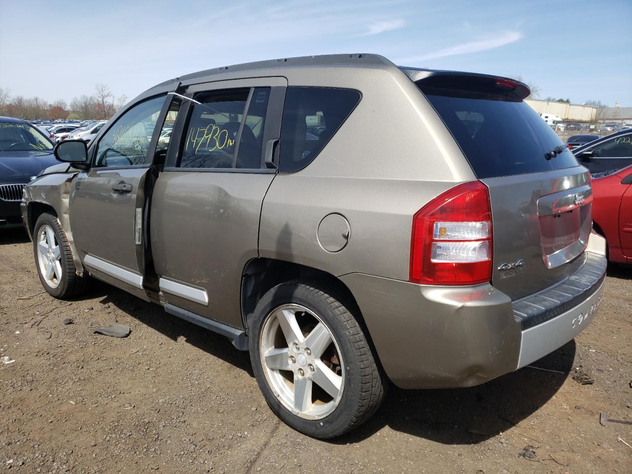 Photo 3 from auction – 2007 JEEP COMPASS LI with VIN 1J8FF57W07D106590