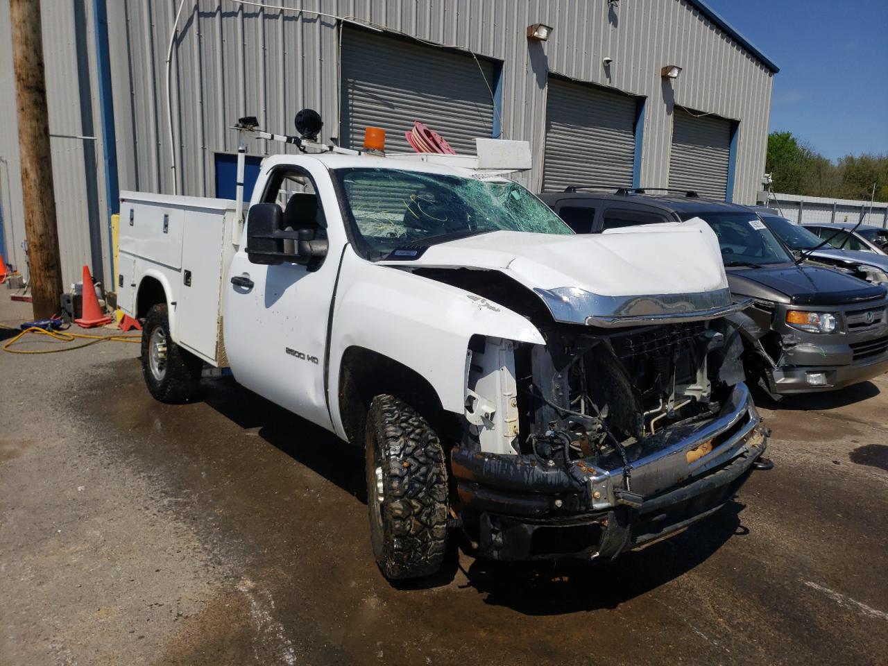 CHEVROLET SILVERADO 2010 with VIN 1GB3CVBK0AF149463 - Photo from auction