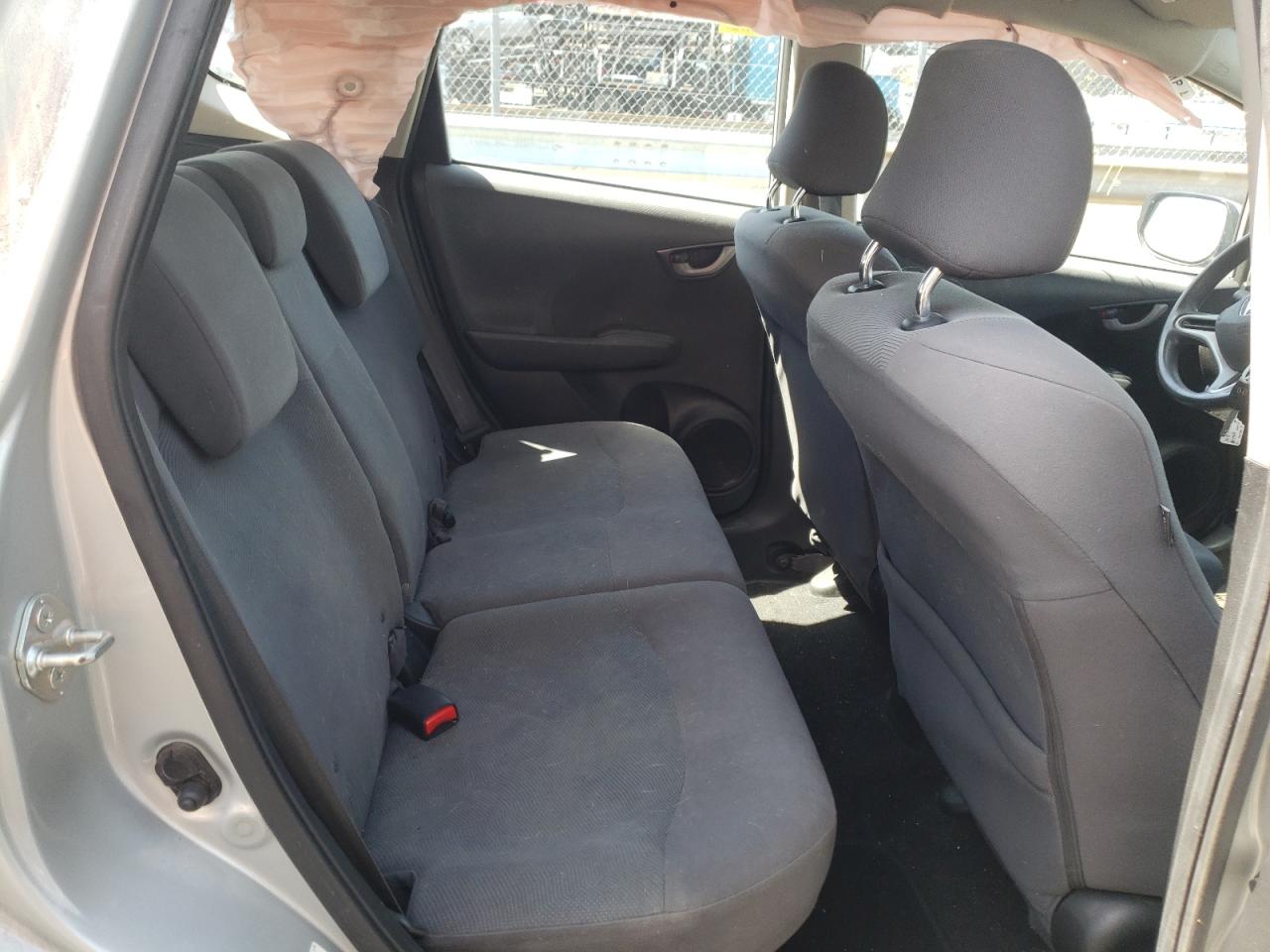 Photo 6 from auction – 2012 HONDA FIT with VIN JHMGE8H32CS008850