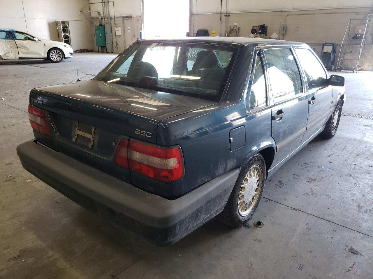 Photo 4 from auction – 1995 VOLVO 850 BASE with VIN YV1LS5531S2244247