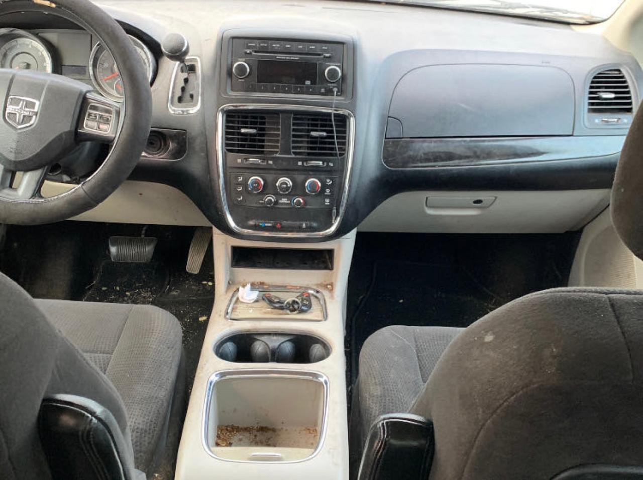 Photo 9 from auction – 2012 DODGE GRAND CARA with VIN 2C4RDGCG0CR160614